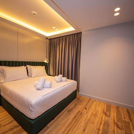 Hotel Lili-1 Саранда Экстерьер фото
