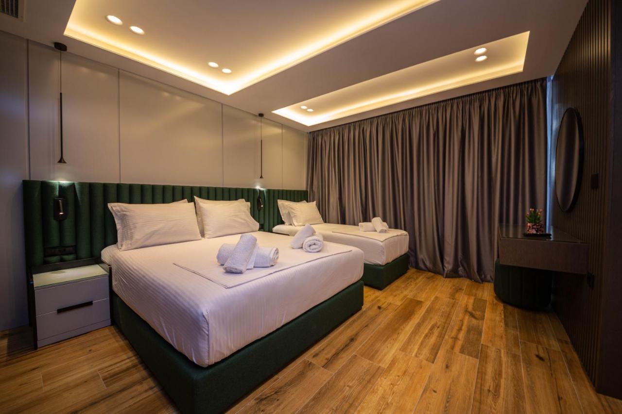 Hotel Lili-1 Саранда Экстерьер фото